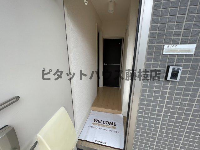 拡大写真:藤枝市高柳3丁目 1階102の玄関