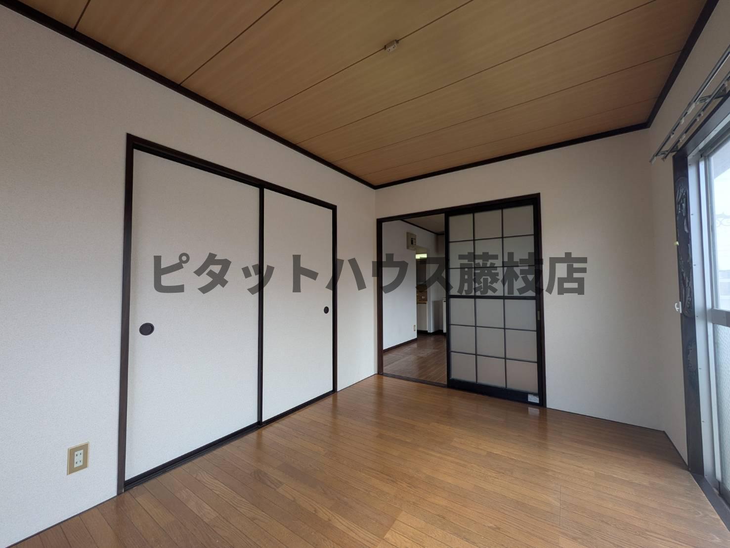 拡大写真:藤枝市田沼4丁目 1階202の居間