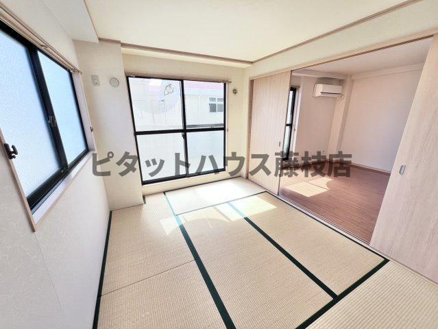 拡大写真:焼津市焼津5丁目 2階201の和室