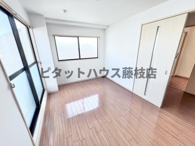 拡大写真:焼津市焼津5丁目 2階201の洋室