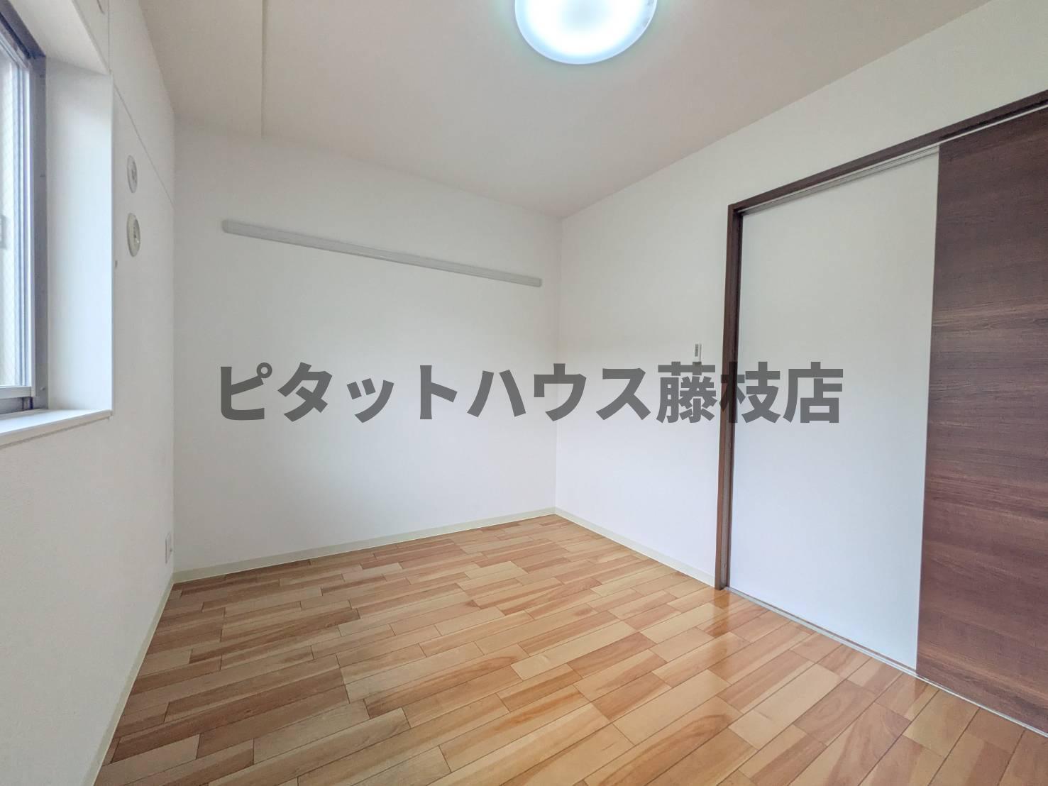 拡大写真:藤枝市下青島 1階103の洋室