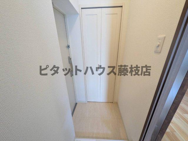 拡大写真:藤枝市下青島 1階103の玄関