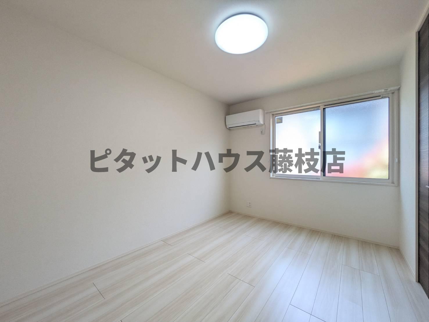 拡大写真:藤枝市南駿河台4丁目 2階202の洋室
