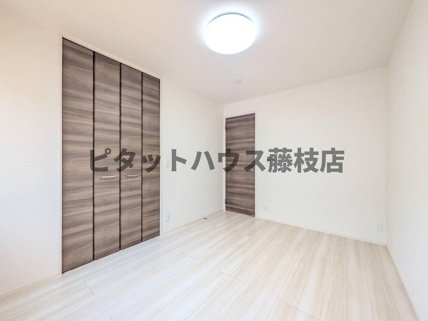 拡大写真:藤枝市南駿河台4丁目 2階202の洋室
