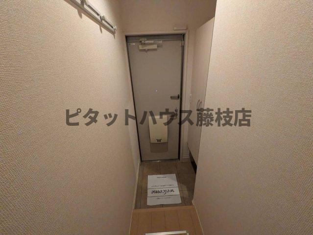 拡大写真:藤枝市五十海4丁目 2階201の玄関