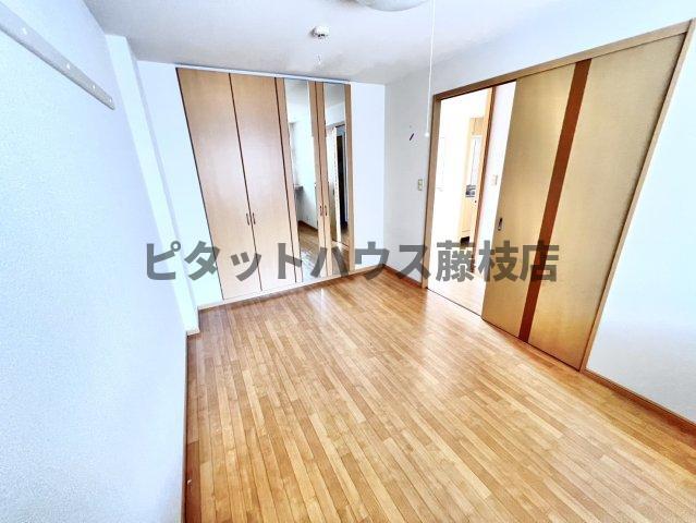 拡大写真:焼津市大栄町2丁目 1階102の玄関
