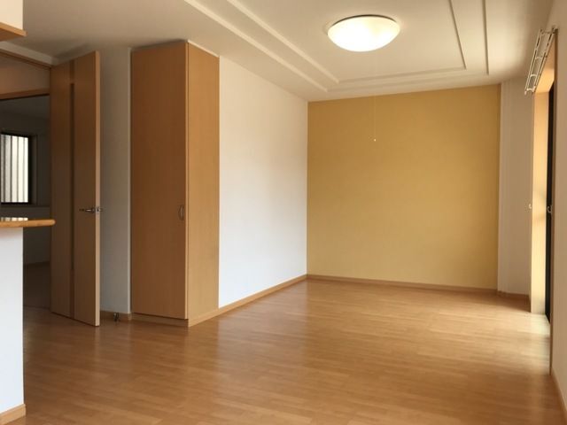 拡大写真:焼津市大栄町2丁目 1階102の居間