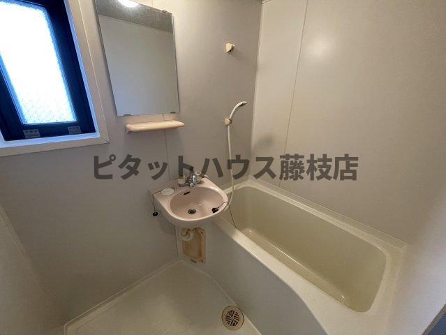 拡大写真:焼津市焼津1丁目 3階306の風呂