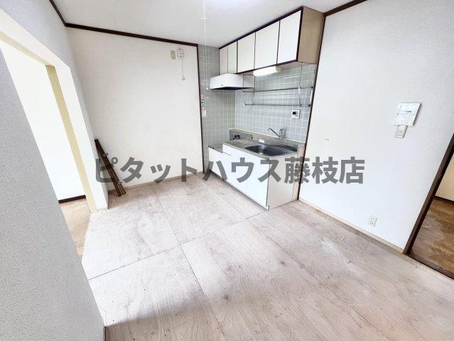 拡大写真:焼津市西小川2丁目 1階102のキッチン