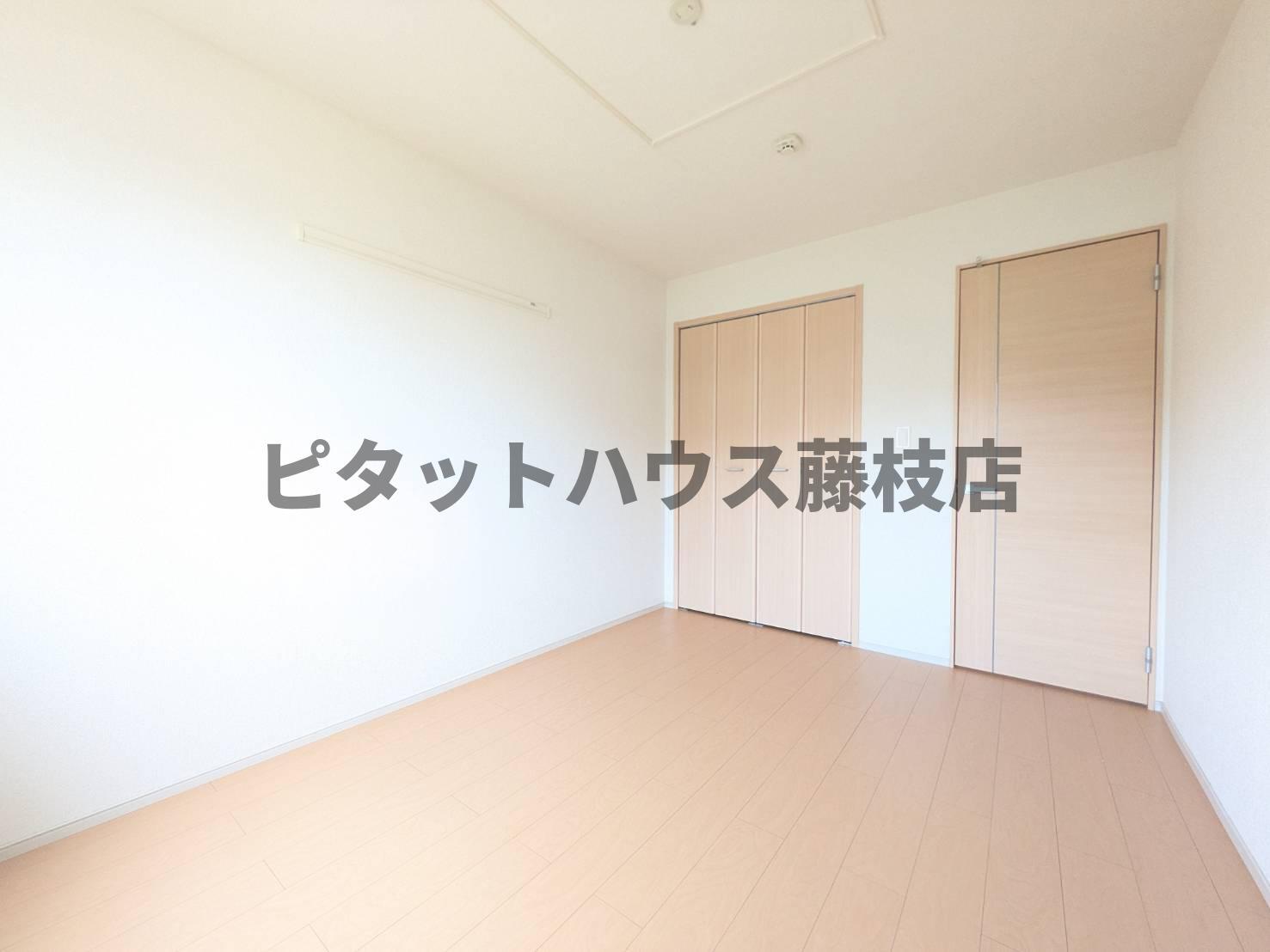 拡大写真:藤枝市東町 1階101の洋室