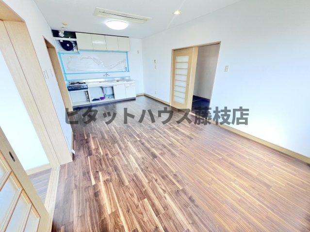 拡大写真:焼津市駅北1丁目 2階201の居間