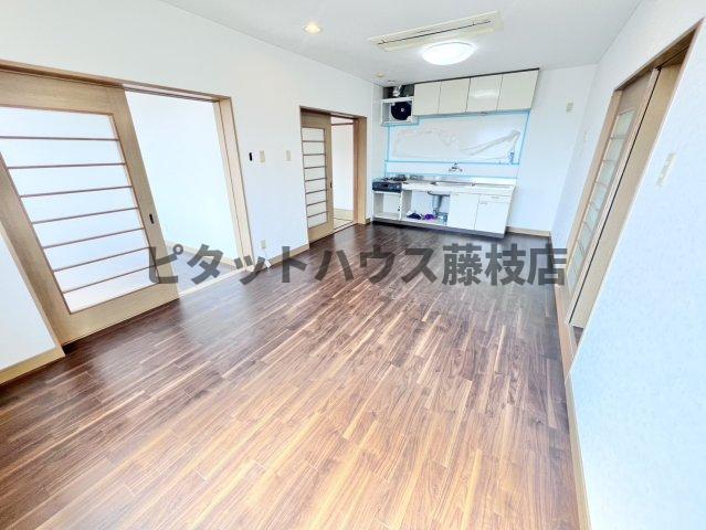 拡大写真:焼津市駅北1丁目 2階201の居間