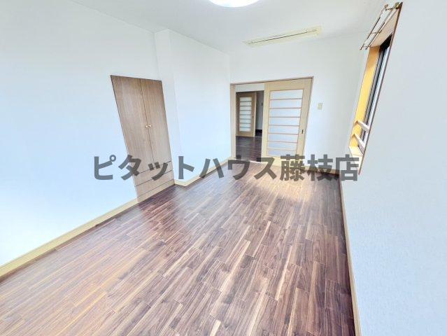 拡大写真:焼津市駅北1丁目 2階201の洋室