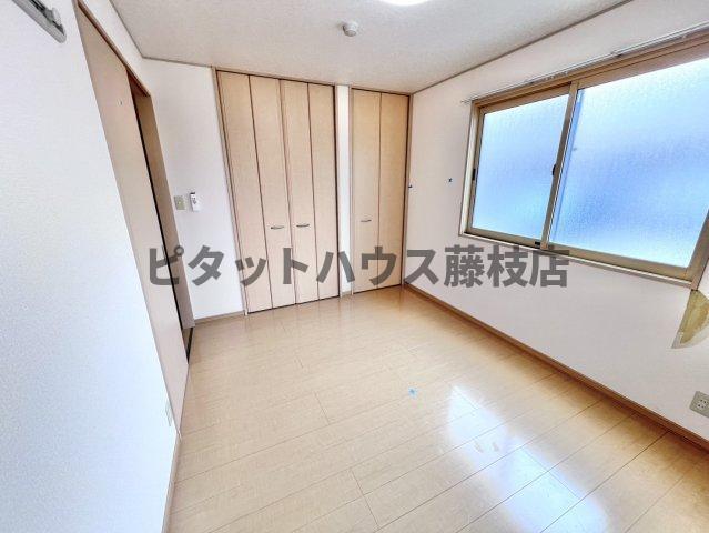 拡大写真:藤枝市高岡2丁目 1階101の洋室