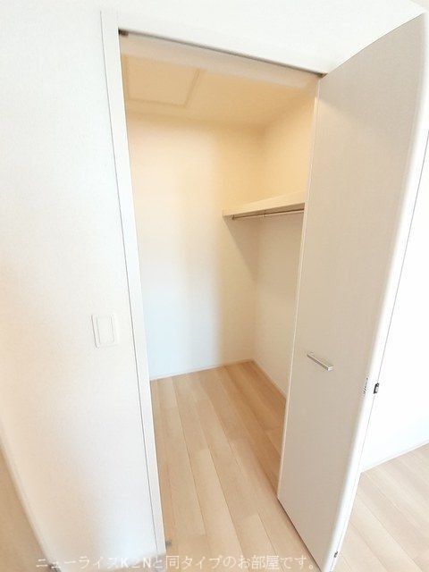 拡大写真:島田市道悦2丁目 2階202の収納