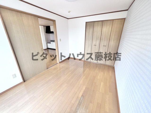 拡大写真:焼津市南小川1丁目 2階202の洋室