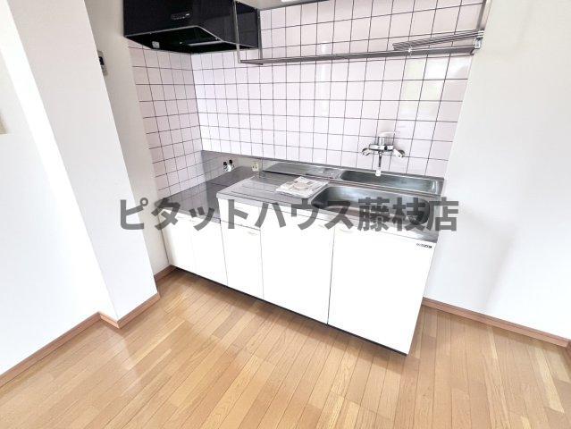 拡大写真:焼津市南小川1丁目 2階202のキッチン