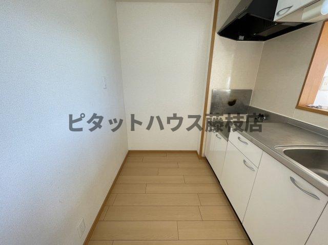 拡大写真:焼津市栄町2丁目 3階301のキッチン