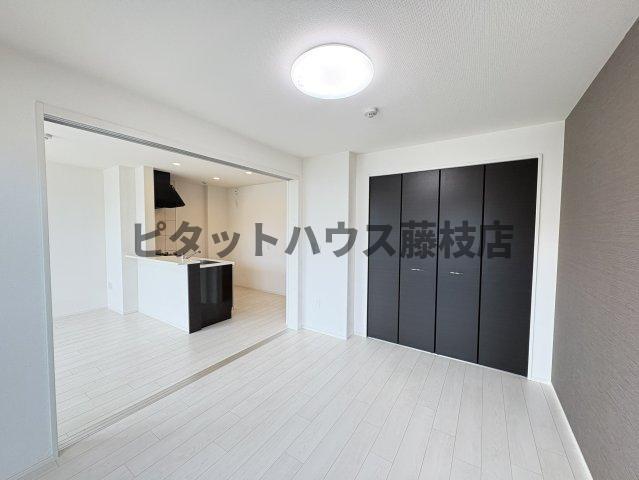 拡大写真：藤枝市高柳１丁目 2階202の洋室