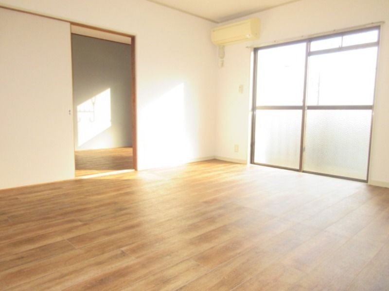 拡大写真:藤枝市小石川町3丁目 3階302の内装