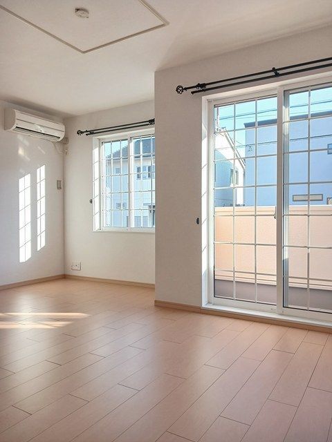 拡大写真:藤枝市青木2丁目 1階105の居間