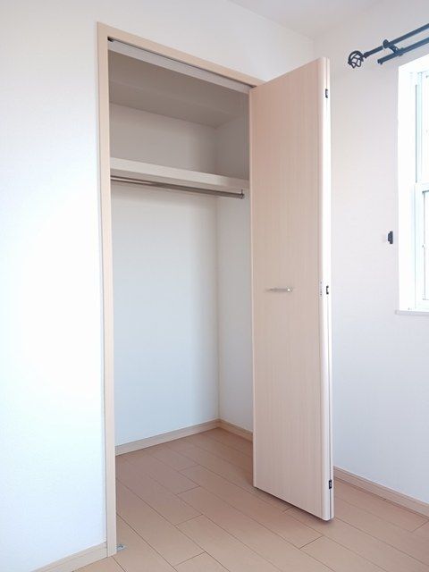 拡大写真:藤枝市青木2丁目 1階105の収納