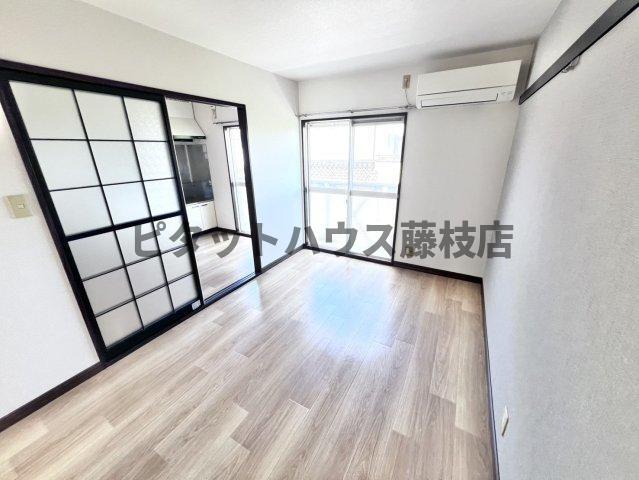 拡大写真:焼津市八楠1丁目 2階202のトイレ