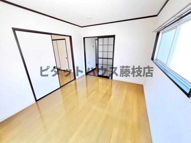 拡大写真:焼津市道原 1階102の収納