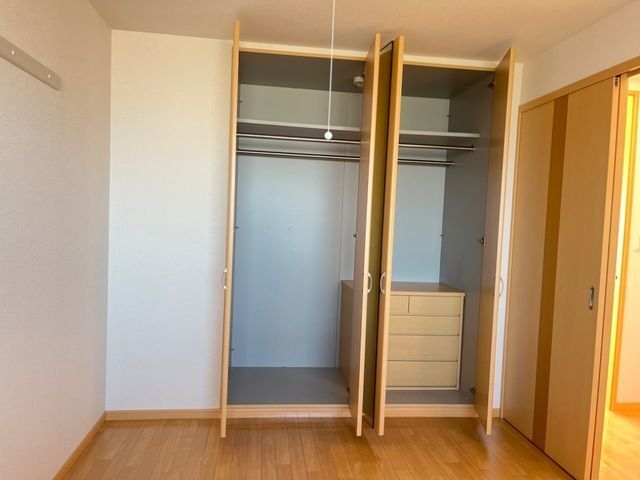 拡大写真:榛原郡吉田町片岡 3階302の収納