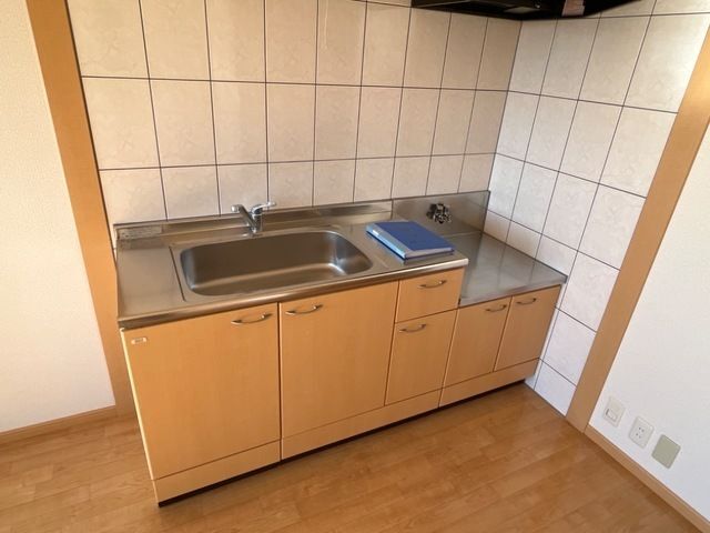 拡大写真:榛原郡吉田町片岡 3階302のキッチン