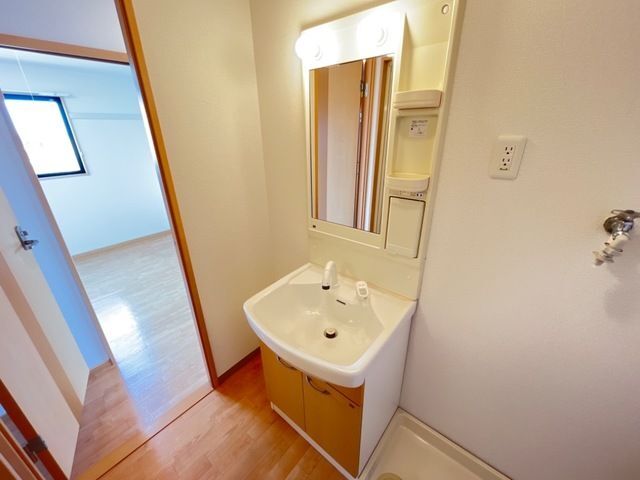 拡大写真:榛原郡吉田町片岡 3階301の洗面所