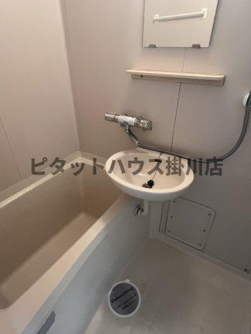 拡大写真：掛川市緑ケ丘２丁目 2階202の風呂
