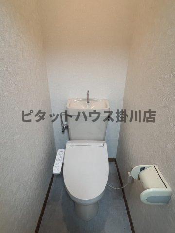 拡大写真：掛川市緑ケ丘２丁目 2階202のトイレ