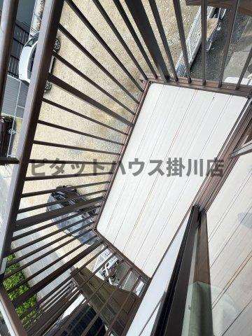 拡大写真:袋井市方丈6丁目 2階205のバルコニー