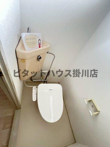 拡大写真:袋井市方丈4丁目 2階A2のトイレ