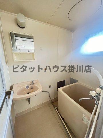 拡大写真:袋井市方丈4丁目 2階A2の風呂