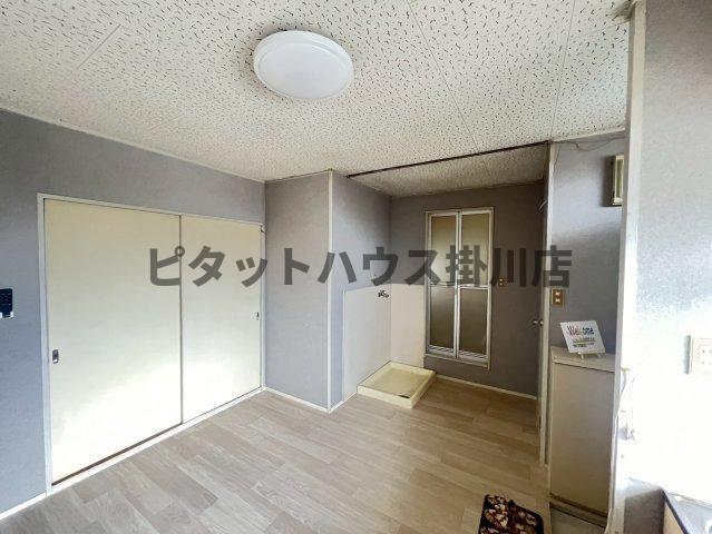 拡大写真:袋井市方丈4丁目 2階A2の居間