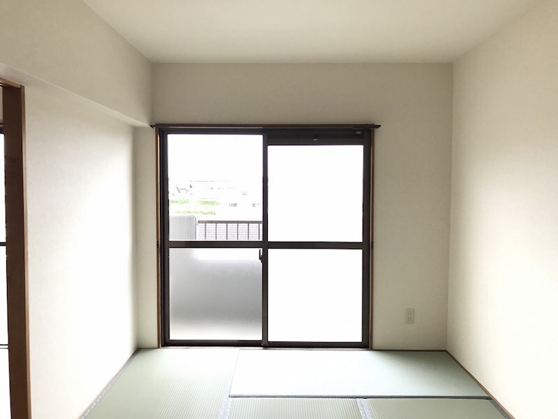 拡大写真:袋井市浅羽 4階405の和室