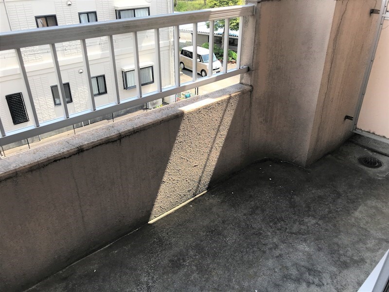 拡大写真：袋井市永楽町 3階302のバルコニー