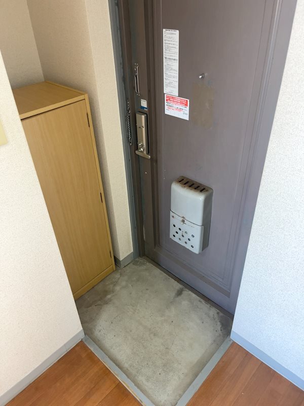 拡大写真:袋井市永楽町 3階306の玄関