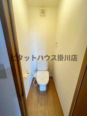 拡大写真:袋井市岡崎 1階101のトイレ