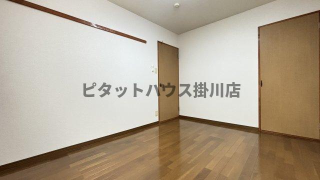 拡大写真:掛川市富部 1階106の洋室