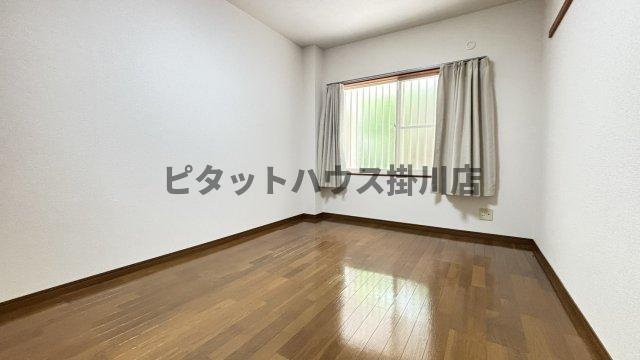 拡大写真:掛川市富部 1階106の洋室