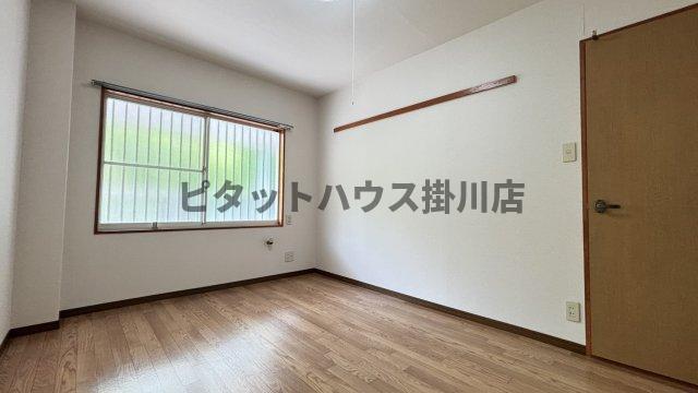 拡大写真:掛川市富部 2階206の洋室
