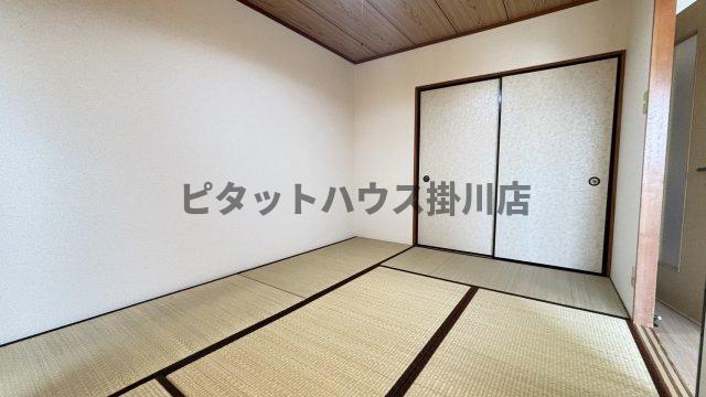拡大写真:掛川市富部 2階206の和室