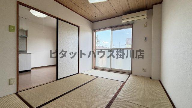 拡大写真:掛川市富部 2階206の和室