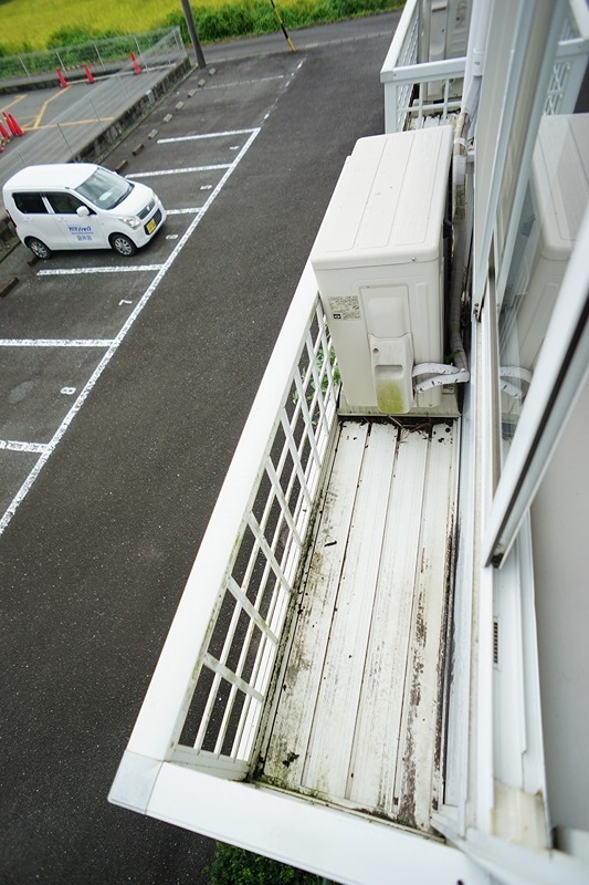 拡大写真：袋井市浅名 2階212のバルコニー