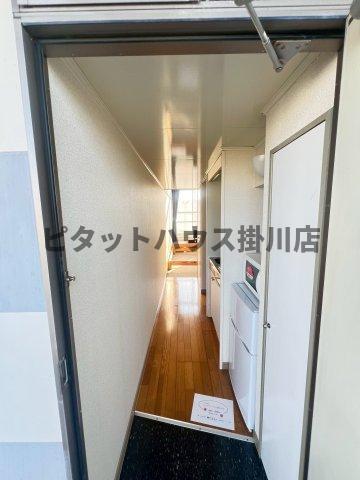拡大写真:袋井市浅名 2階204の玄関