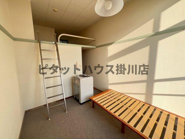 拡大写真:袋井市浅名 2階209の居間