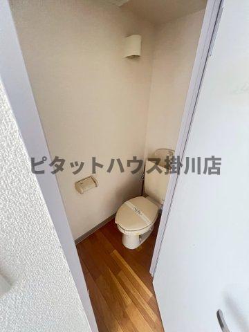 拡大写真:袋井市浅名 2階201のトイレ